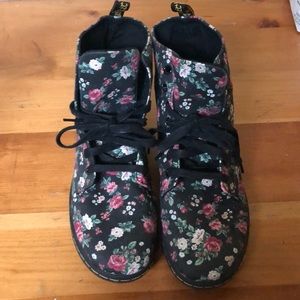 Floral canvas Dr Marten boots